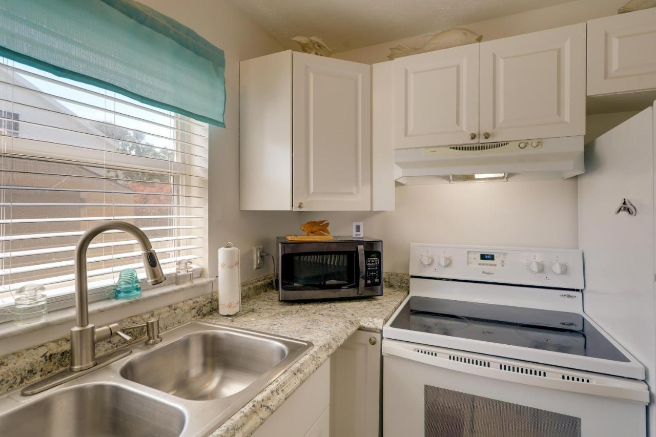 Cute Apt With Backyard And Grill - Steps To Cocoa Beach Eksteriør bilde