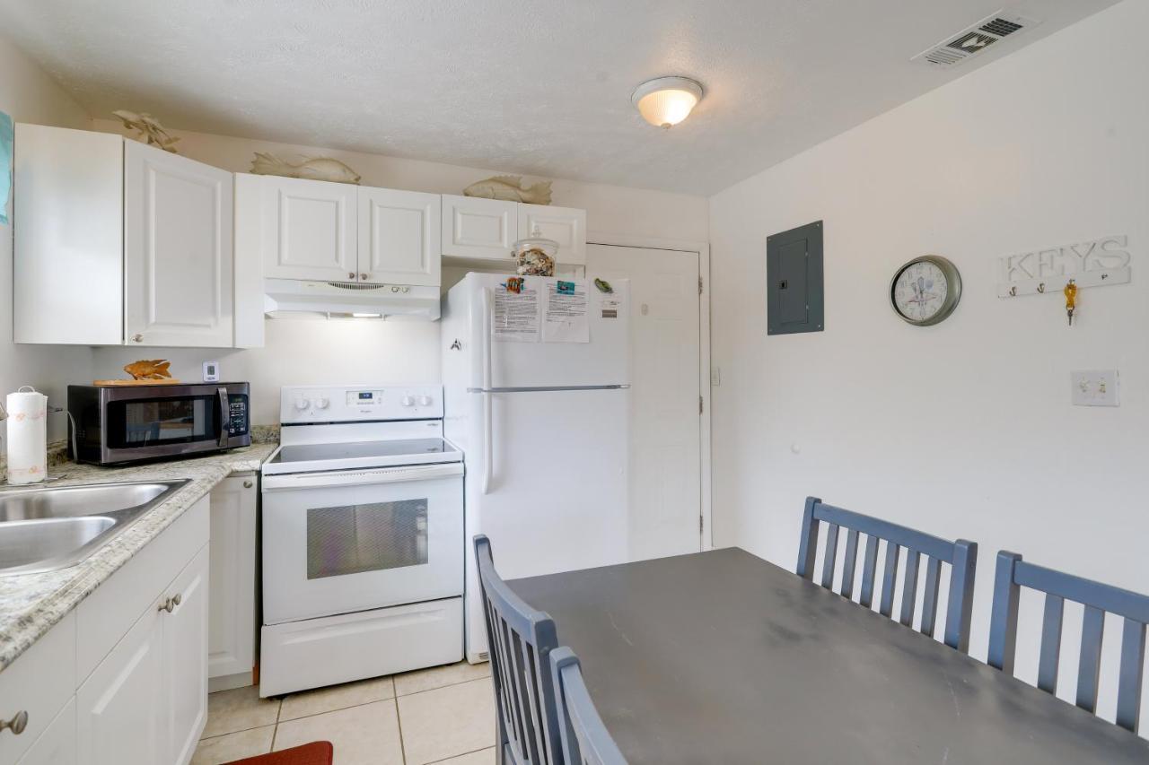 Cute Apt With Backyard And Grill - Steps To Cocoa Beach Eksteriør bilde