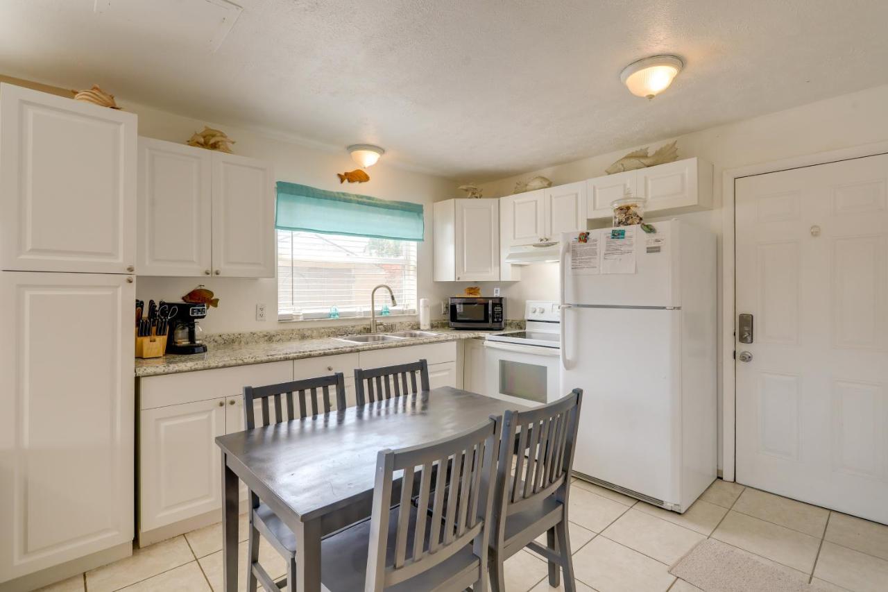 Cute Apt With Backyard And Grill - Steps To Cocoa Beach Eksteriør bilde